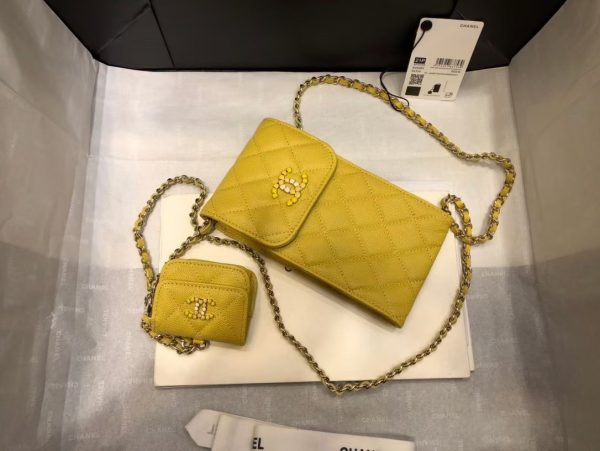 chanel phonebag and airpods/smallerbag belt bag sling 6