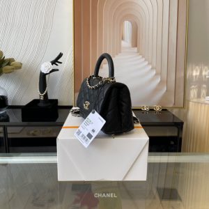 chanel 𝑐𝑜𝑐𝑜 ℎ𝑎🝑𝑑𝑙𝑒14k light golden coco bag classic black 17