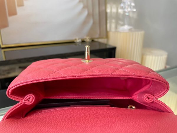chanel14k light golden cocohandle lady bag classic pink 4