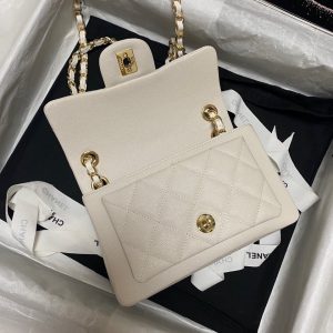 the chanel 21ss series of imported cowhide white 17