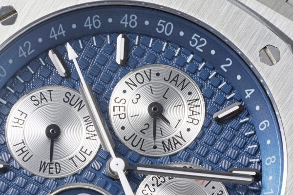 AP Audemars Piguet Royal Oak Cal.5134 blue silver Watch 6