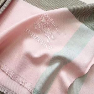 BURBERY CLASSIC SHAWLS AND SCARVES 9