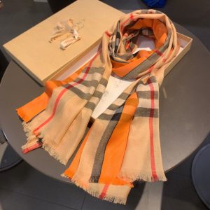 Burberry Italian refined lightweight scarf 11