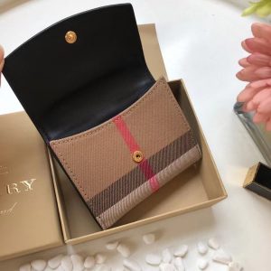 Burberry The coin purse 10