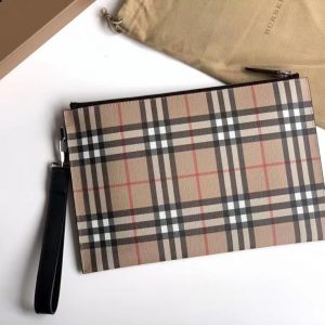 Burberry Vintage checkered zipper storage bag 10