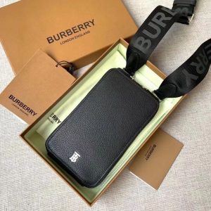 Burberry phone cases & technology for men 11