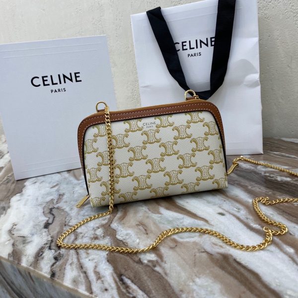 CELINE CLUTCH WITH CHAIN IN TRIOMPHE CANVAS AND LAMBSKIN WHITE/TAN 10