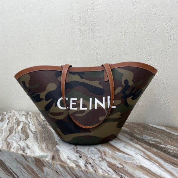 CELINE COUFFIN medium camouflage canvas logo print handbag 1
