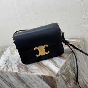 CELINE TEEN TRIOMPHE calfskin handbag 10