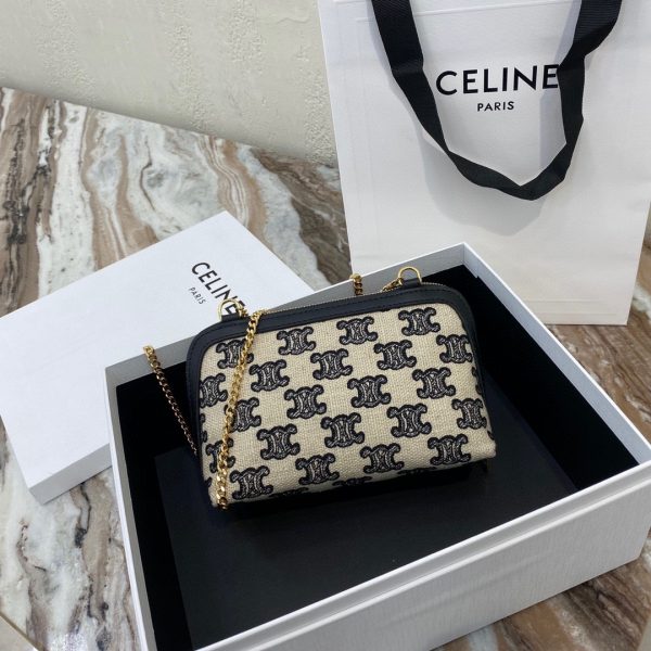 CELINE TRIOMPHE embroidered fabric and sheep leather chain handbag 4
