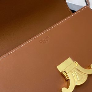 CELINE TRIOMPHE shiny calf leather shoulder bag 13