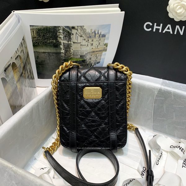 Chanel vintage messenger bag 2
