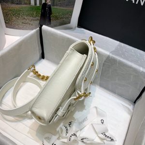 Chanel vintage messenger bag 16
