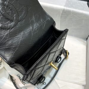 Chanel vintage messenger bag 15