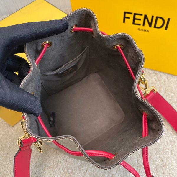 FENDI Mon Tresor Bucket Bag Large 9