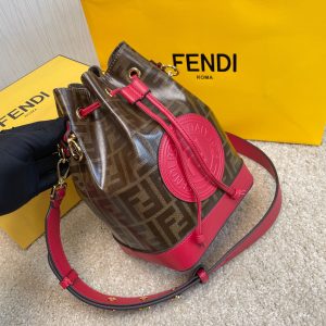 FENDI Mon Tresor Bucket Bag Large 12