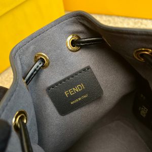 FENDI Mon Tresor bucket bag 8802 18