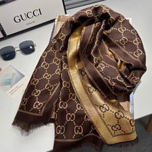 GUCCI GG wool jacquard scarf 15