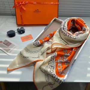HERMES TWIL CASHMERE SQUARE SCARF 7