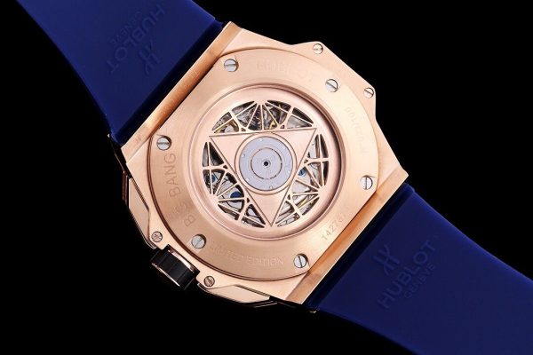 HUBLOT Big Bang Sang Bleu II blue gold Watch 2