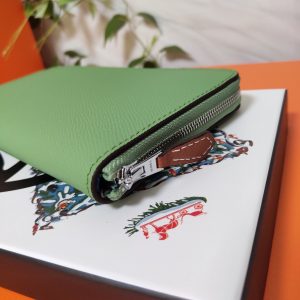 Hermes Epsom size 20 emerald green Wallet 17
