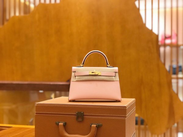 Hermes Mini Kelly 3Q light pink Bag 3