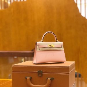 Hermes Mini Kelly 3Q light pink Bag 11
