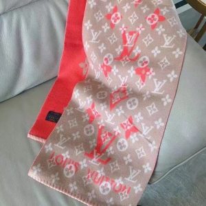 LOUIS VUITTON ALL YOU NEED SCARF 8