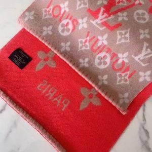 LOUIS VUITTON ALL YOU NEED SCARF 11