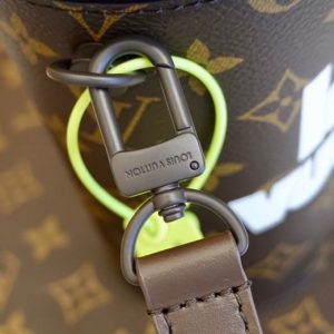 LV Middle Age Cup Bags 10