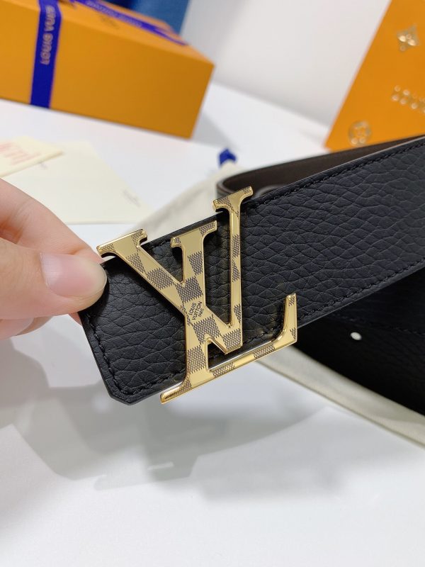 Louis Vuitton GH2240290 black x gold caro Logo Belts 10