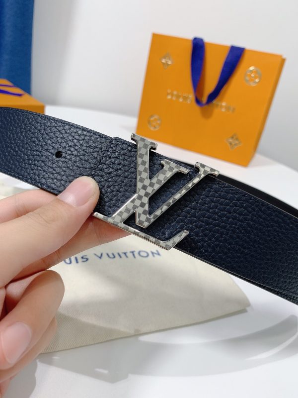 Louis Vuitton GH2240290 black x gray caro Logo Belts 3