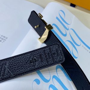 Louis Vuitton SS21 New gold Logo Belts 12