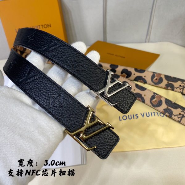 Louis Vuitton SS21 New gold Logo Belts 4