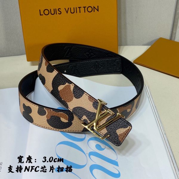 Louis Vuitton SS21 New gold Logo Belts 1
