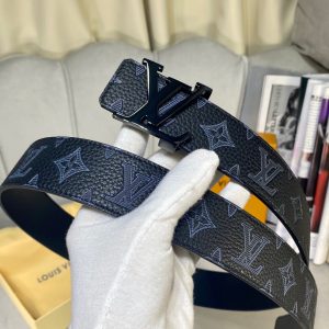 Louis Vuitton Shape black Belts 17