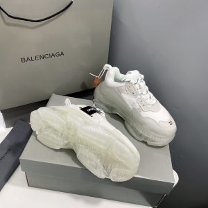 Shoes Balencia TriPle S Air-cushioned white 12