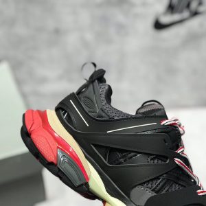 Shoes Balenciaga Sneaker Tess.s.Gomma 3.0 black x red 14