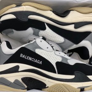 Shoes Balenciaga Triple-s Stall Spot gray x black 11