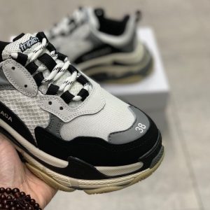 Shoes Balenciaga Triple-s Stall Spot gray x black 16