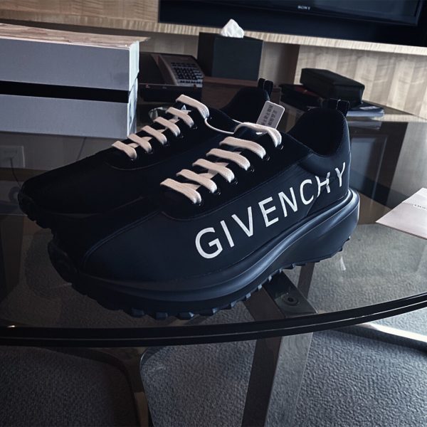 Shoes GIVENCHY 2021 New black x white 1