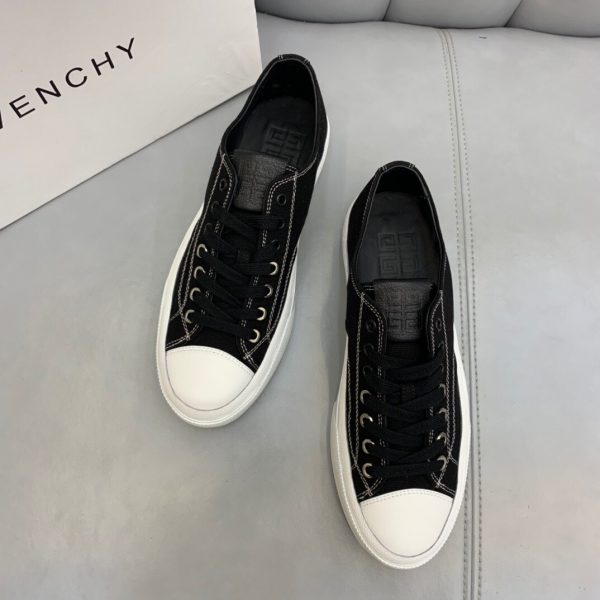 Shoes GIVENCHY Original New black x white 1
