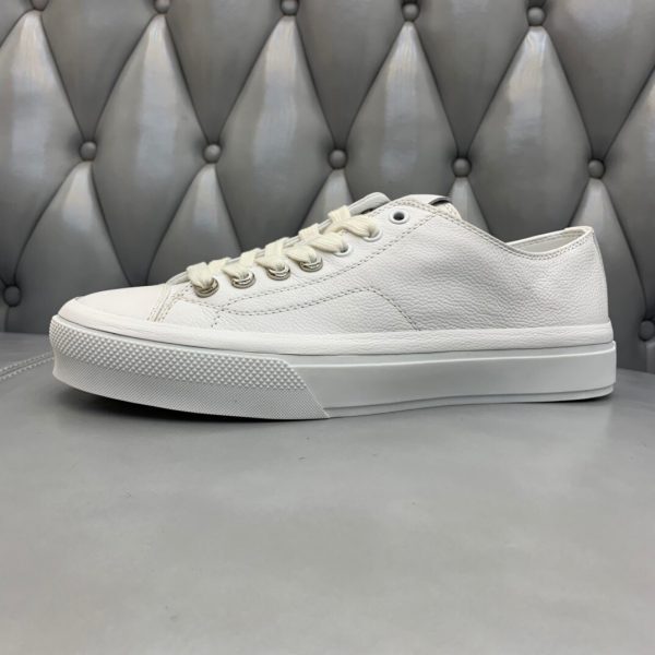 Shoes GIVENCHY Original New full white 6