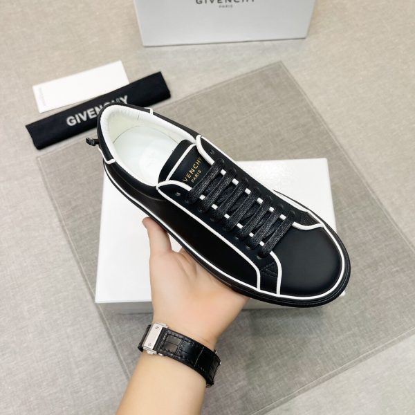 Shoes GIVENCHY PARIS 2021 New black and white 1