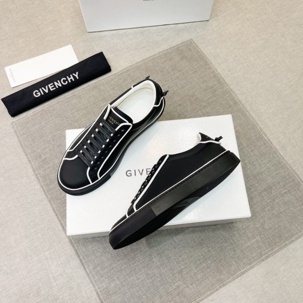 Shoes GIVENCHY PARIS 2021 New black and white 4