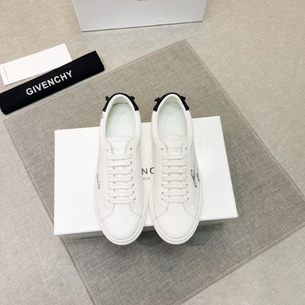 Shoes GIVENCHY PARIS 2021 New white and black 1