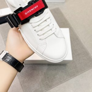Shoes GIVENCHY PARIS 2021 New white black red 10