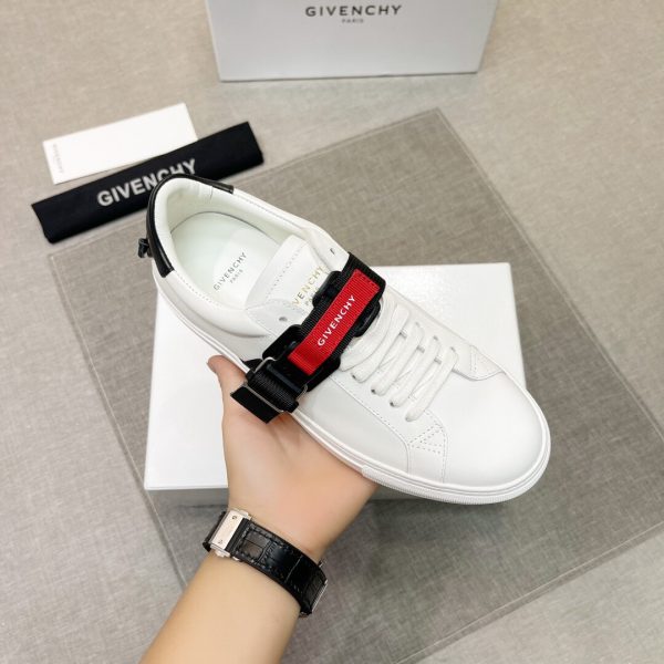 Shoes GIVENCHY PARIS 2021 New white black red 3