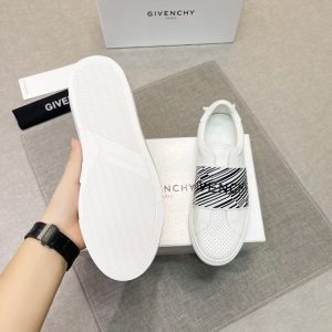Shoes GIVENCHY PARIS 2021 New white black 15