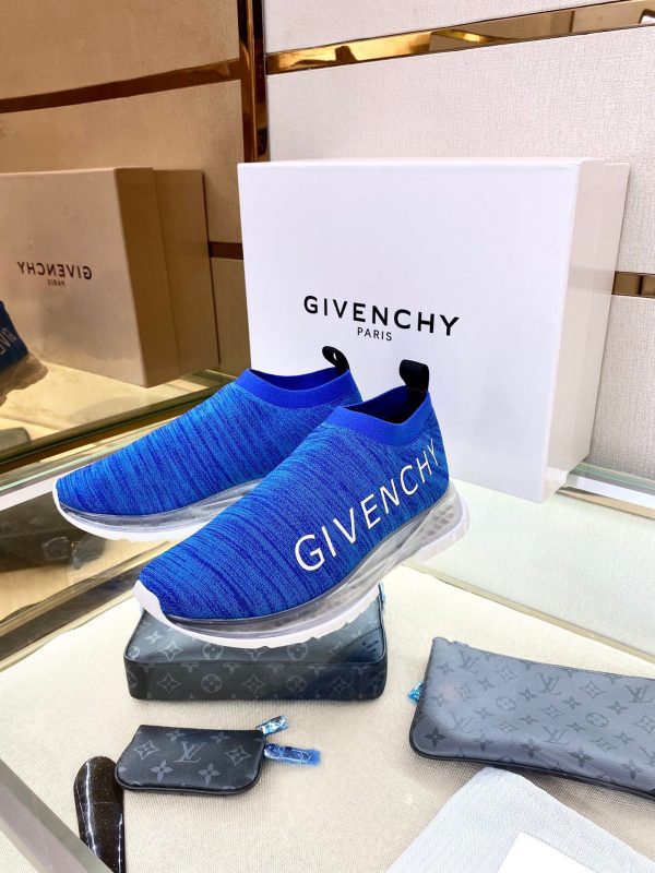 Shoes GIVENCHY PARIS Low-top Air-cushioned blue 5